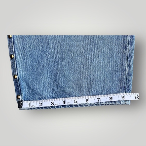 Universal Thread Baggy Studded Jeans Women 16 Mid Rise Light Wash Denim - Picture 6 of 9